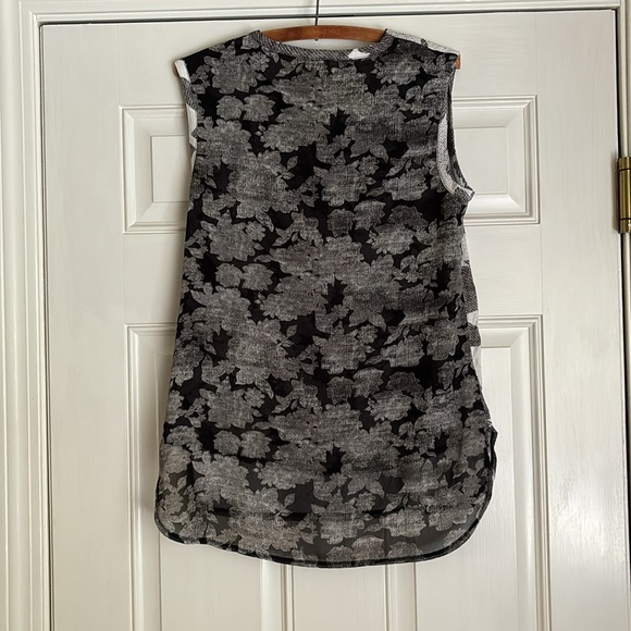 Black and White Cabi Tango Tank..Size Small - Picture 2 of 4